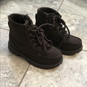 Children’s Place size 9 brown boots w/ side zipper